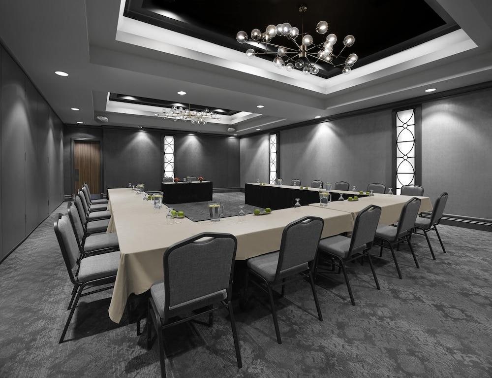 Hilton Garden Inn Toronto Airport Mississauga Dış mekan fotoğraf