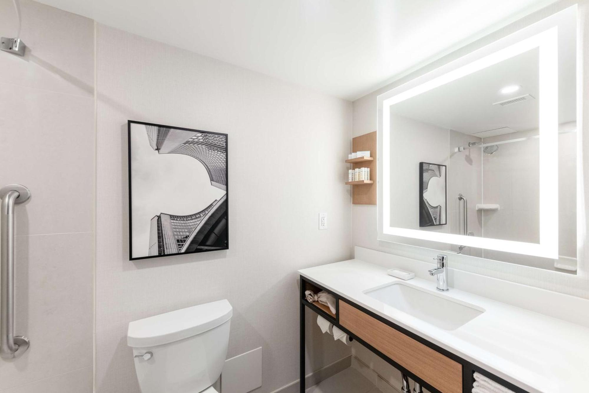 Hilton Garden Inn Toronto Airport Mississauga Dış mekan fotoğraf