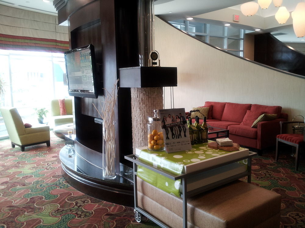 Hilton Garden Inn Toronto Airport Mississauga Dış mekan fotoğraf