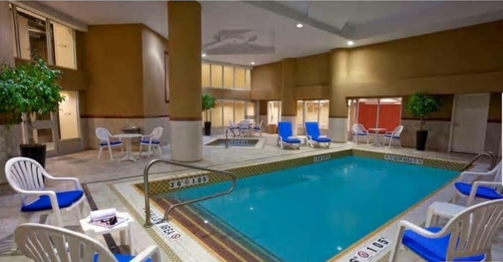 Hilton Garden Inn Toronto Airport Mississauga Dış mekan fotoğraf